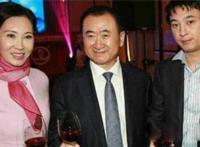 万达林宁的真实身份 应该是女承父业