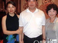 歌唱家张也婚史简介 她的丈夫关锦鹏的简历