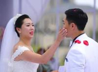 李晓霞为什么那么早退役 丁宁跟李晓霞比赛是李晓霞让球吗