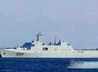 中国吨位排水量最大的军舰 井冈山号两栖船坞登陆舰