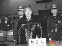 褚时健是怎么进去的 属于一个传奇人物