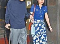 甘比和吕丽君共待一夫谁厉 甘比和刘銮雄成为了真正的夫妻