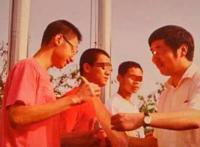 谢天琴是个什么样的人 死亡原因和照片得到外界的注意