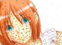 毛孔芝麻女孩恐怖图片故事 这是一个恐怖片