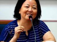 方方日记事件始末 一篇方方日记让她火了一把