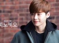 李钟硕个人资料简介 护照被扣留事件怎么回事