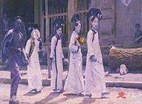 故宫宫女灵异事件照片 宫女行走视频是真的吗