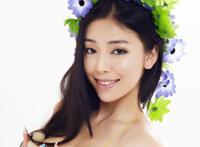 为什么数萨瑶瑶把自己卖了 向全世界的宅男拍卖自己