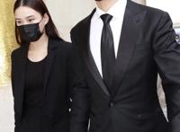 窦骁何超莲结婚没有 俩人为什么分手原因