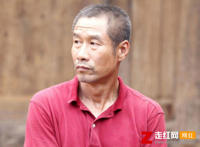 刘佩琦老婆及儿女叫什么，夫妻携手三十多年一家人低调幸福