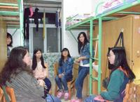 女寝关系能有多僵硬 大学女生寝室关系很恶心勾心斗角