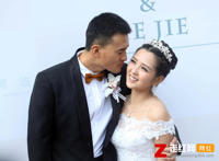 何洁郝子铭为什么离的婚，现在两人过得怎么样了
