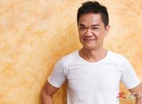 王祖蓝和黄光亮是父子吗 类似于师徒一样的感情