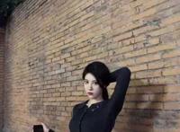 李云迪女主角陈某卉照片 是男人都抵挡不了吧