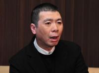 冯小刚的白斑是怎样治好的 难以治愈索性放弃治疗