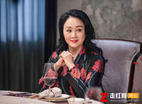 王姬现任丈夫是谁，王姬女儿颜值高儿子却成为遗憾