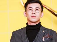 天佑永久封原因 支持PG One唱起了歌曲