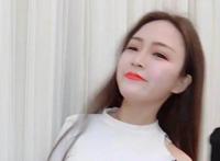 陈翔六点半球球漏罩 乳房果冻般的雀跃抓人眼球