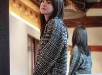 38岁宋慧乔在美国产子是真的吗 生日庆生而已