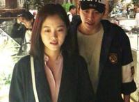 王大陆搂肩女助理 独处他们都做了什么