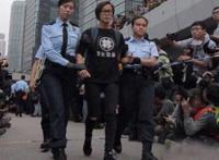 何韵诗的歌为啥不能听 好牌被自己打烂