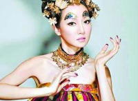 萨顶顶个人资料简介年龄 生平介绍出生地是哪里