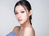 马凡舒走秀时内裤掉落照片 整容了吗