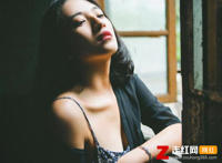 伤感的泪水洒满地是什么歌，网情追忆歌曲介绍