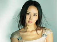 胡静老公背景微博曝光太强悍 胡静八卦整容成中戏交际花