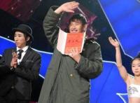 大衣哥怎么出名的原因 大衣哥个人百村演唱会视频