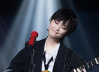 乘风破浪的姐姐主题曲歌词是什么 由李宇春创作名字叫做无价之姐