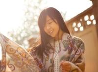 宋伊人不雅照曝光黑历史 清纯校服女神抽烟竖中指泡夜店