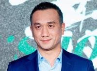 易烊千玺微博P图跟黄觉合影原因 黄觉的罚款因为千玺失效后续来了
