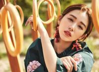 阚清子帮董力剪头发 阚清子惨被董力犀利发问感情问题