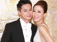 杨怡产女近照曝光 晒出一家三口合照自曝女儿叫小珍珠