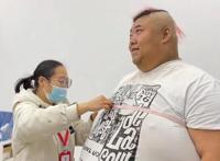 网红胖猴子现在怎么样 以前早期照片明显体重很轻