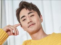 杨立新儿子杨玏女朋友身份揭秘 御姐俞飞鸿还是女神米露