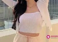 胸大的女孩穿什么上衣显瘦