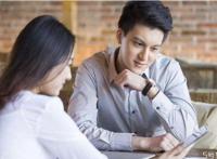 男生喜欢一个人会主动吗 男生对女生有好感的表现