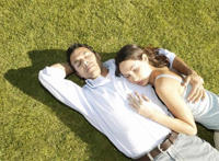 朋友的老公出轨了该不该告诉她 朋友的老公出轨了怎么办