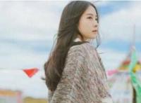 教练等不及在车里就来开始了 教练在没人的地方要了我