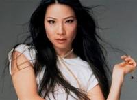 演过三级片的女星，靠三级片出道，最后一个让人意想不到