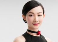 我和女友在闺蜜面前做 目睹了一切的她显得异常淡定