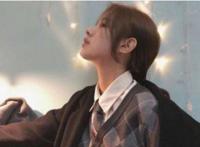 地铁很拥挤身体有了反应 学长在地铁里怎么可以这样呢