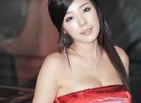 老师床上糟蹋女同学，老师的欲望真的吓人！