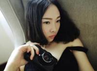 轮奸新娘，她的大腿如圣洁般的白皙！