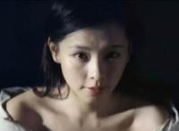 曰本真人性做爰视频，我被折磨得伤痕累累!