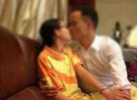父亲与女儿性艳史，她是我小女友！