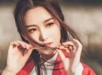 在冷漠的他怀里撒个娇,撒娇是上天赋予女人的最强武器!