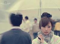 一生与你擦肩而过，淡淡相依不肯忘却！